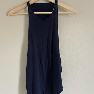 Lululemon navy tank top size 6